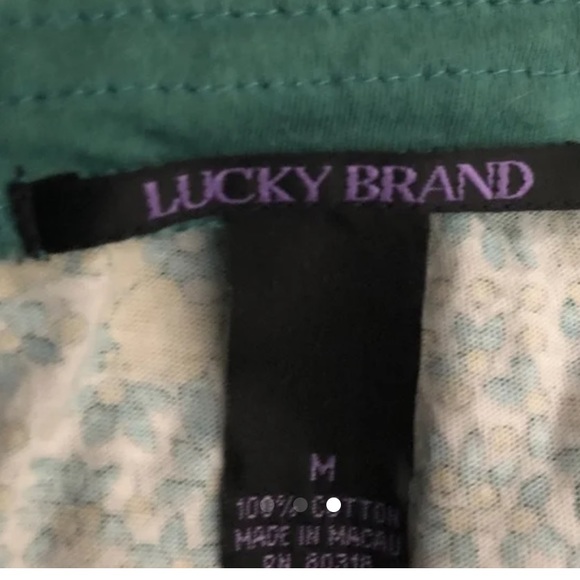 Green floral lucky long sleeve - Picture 3 of 3